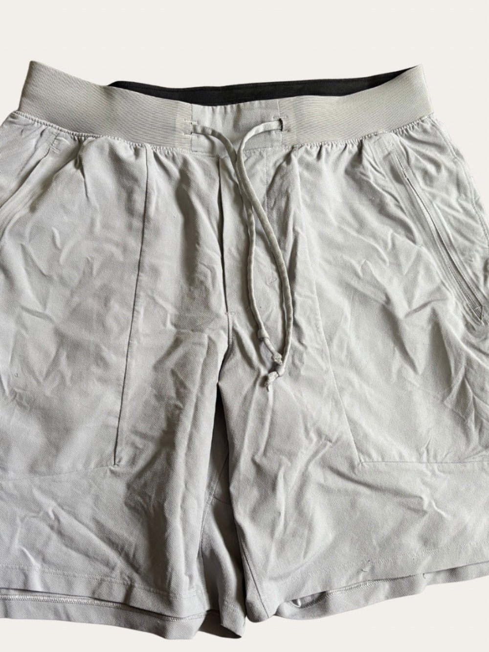lululemon athletica Light Gray Men’s Athletic Drawstring Shorts